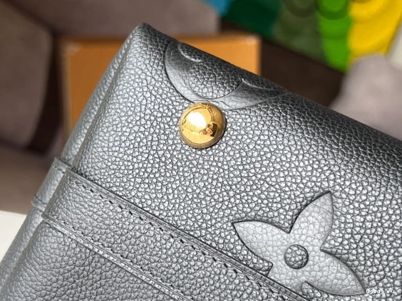 VUITTON MM CARRYALL LOUIS 0825